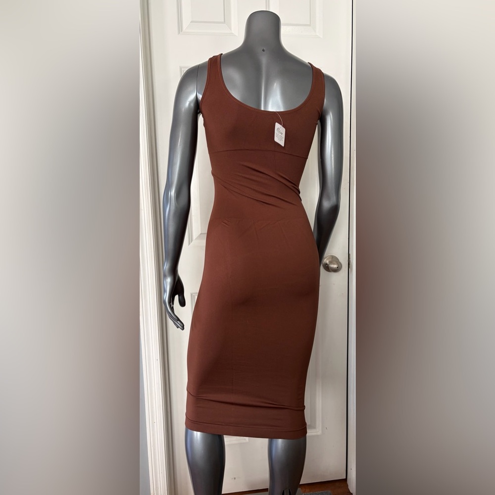 NWT FEELINGIRL Seamless Eco-Friendly Slimming U-Back Shaper Dress & Built-In Bra - Picture 7 of 14